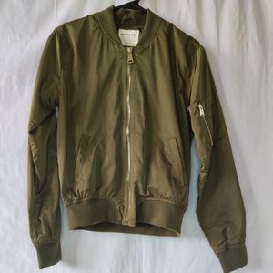 Heart & Hips Silky Olive Green Gold Zipper Bomber Jacket Sz Small